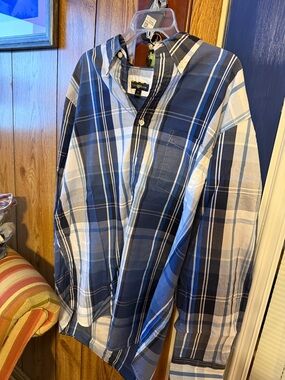 Club Room Blue and White Plaid Button-Up Shirt